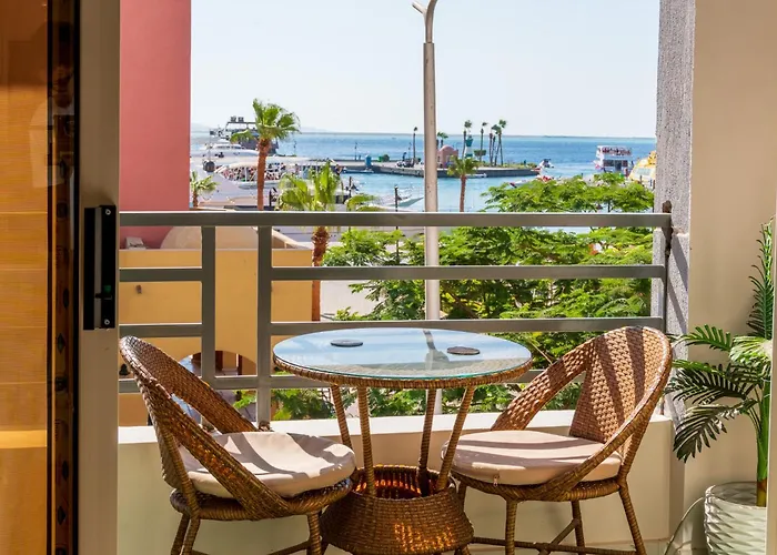 Marina & Sea View Balcony Apartment